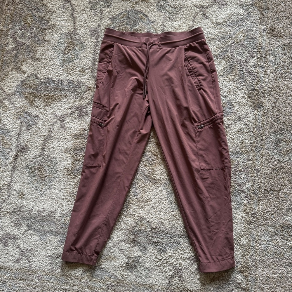 Athleta. Venture pant. Mauve. 10P